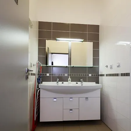 U Aloise Apartment *