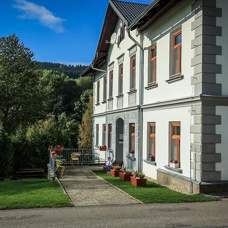 U Aloise Apartment *